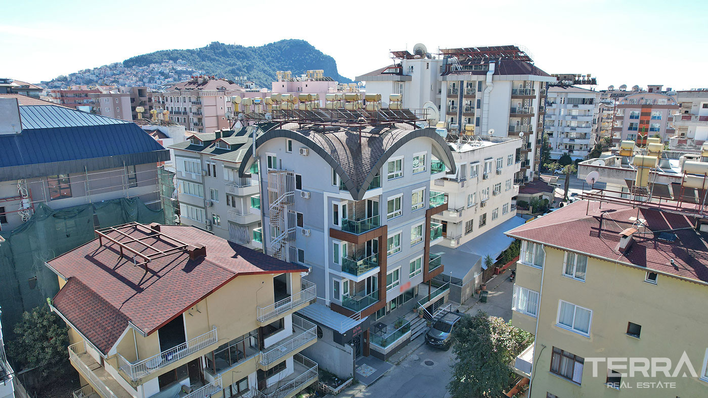 Luksusowe apartamenty z wyposażeniem w Turcji w pobliżu plaży w Alanyi
