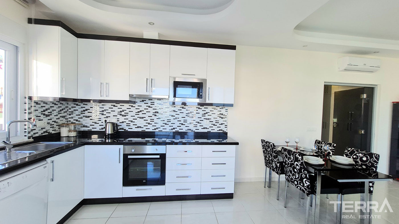 Apartament z widokiem na morze i udogodnieniami w Yekta Plaza w Alanyi - 78968