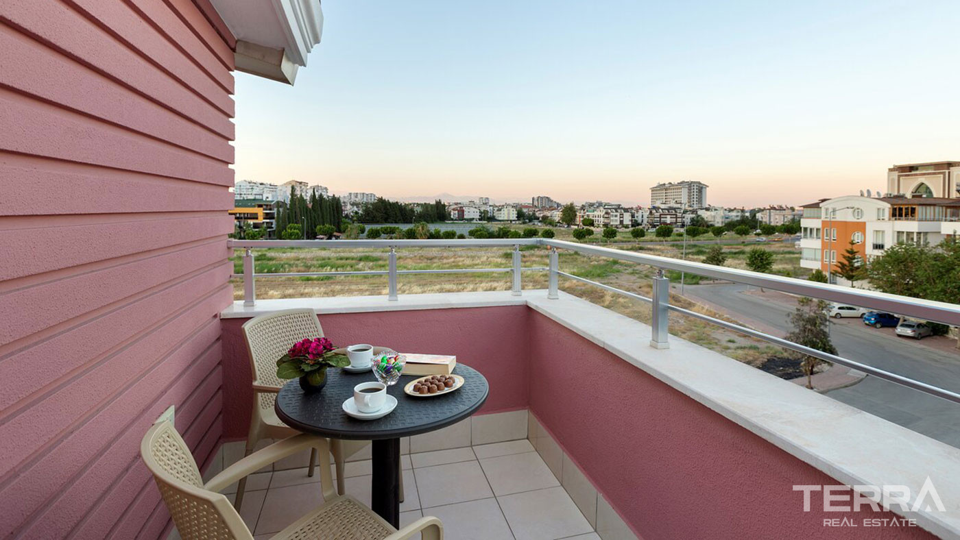 Apart Hotel with 15-Rooms 425 m from the Beach in Konyaaltı, Antalya