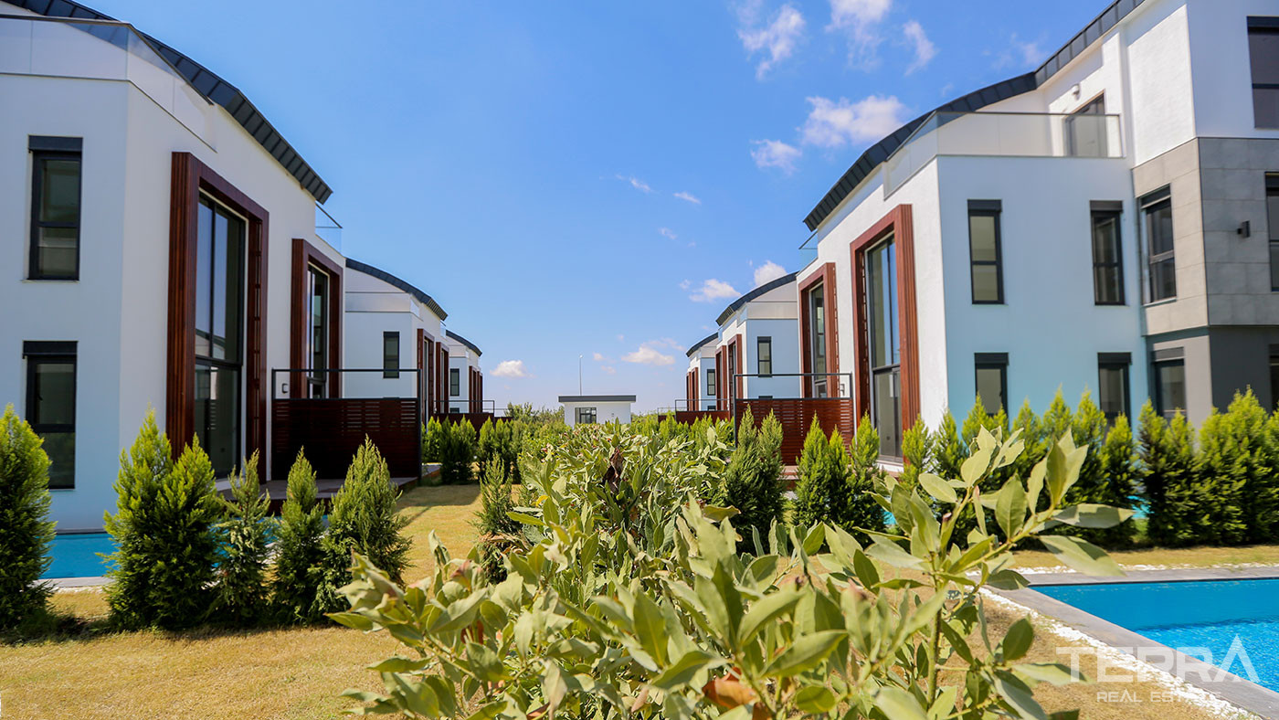 Luxury Semi-Detached Villas in Side Offer First Class Comfort - 79631