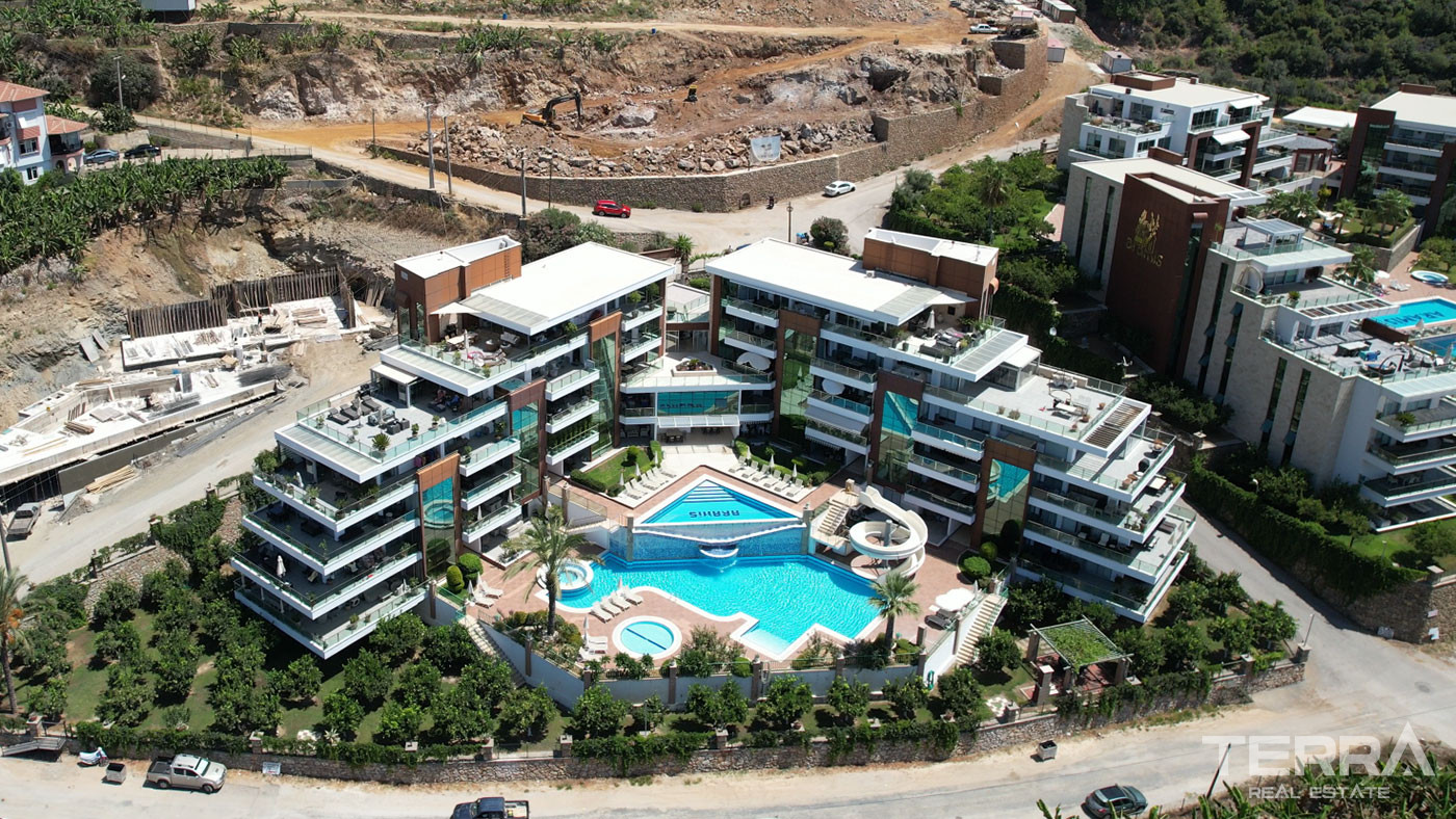 2+1 Aramis Terrace Apartment in Cikcilli, Alanya with Spacious Terrace