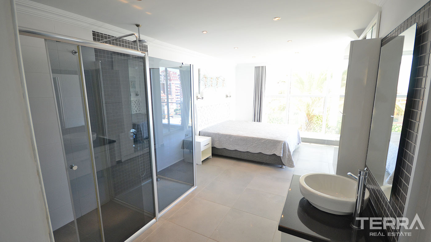 2+1 Aramis Terrace Apartment in Cikcilli, Alanya with Spacious Terrace - 80859