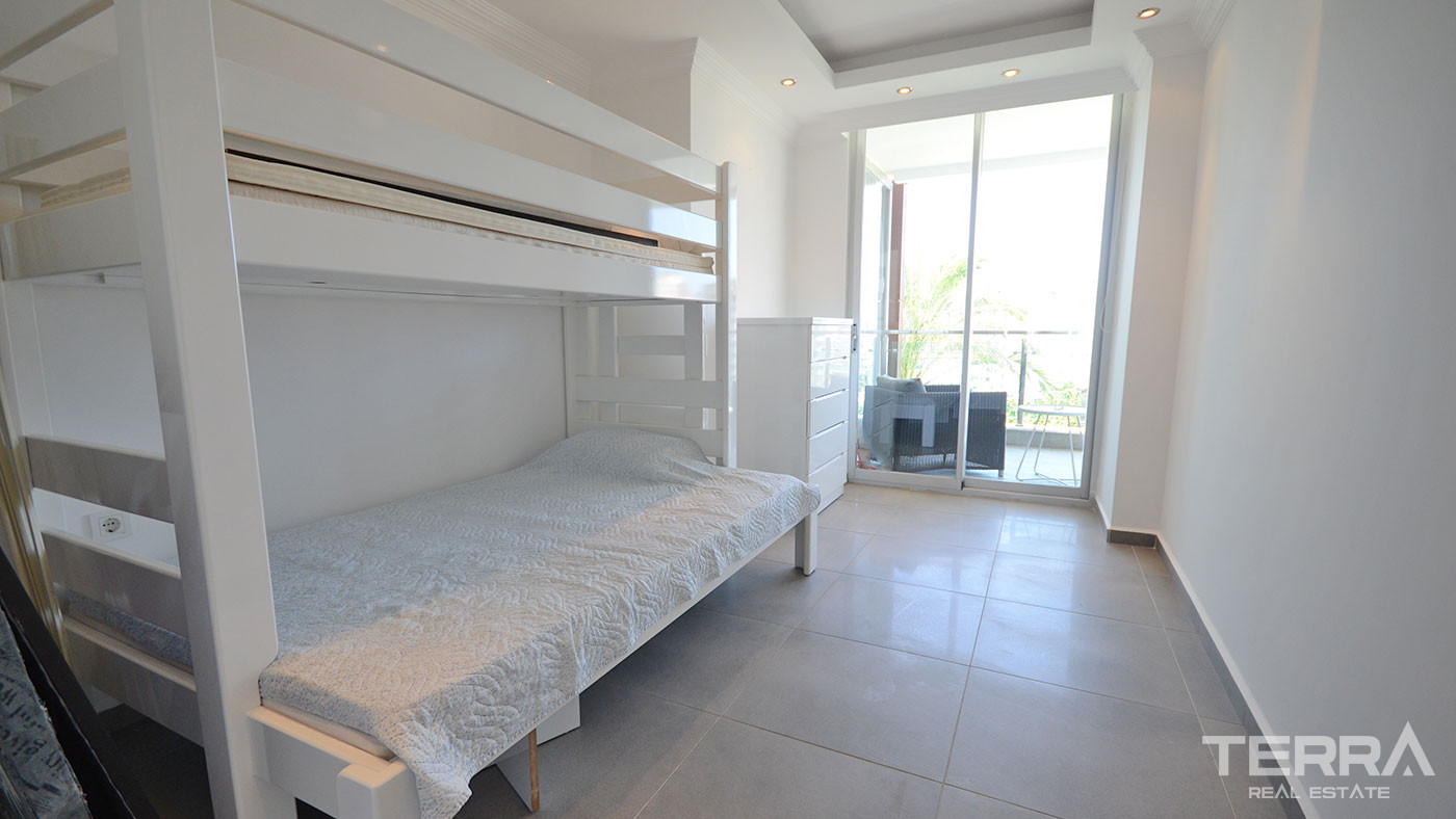 2+1 Aramis Terrace Apartment in Cikcilli, Alanya with Spacious Terrace - 80861