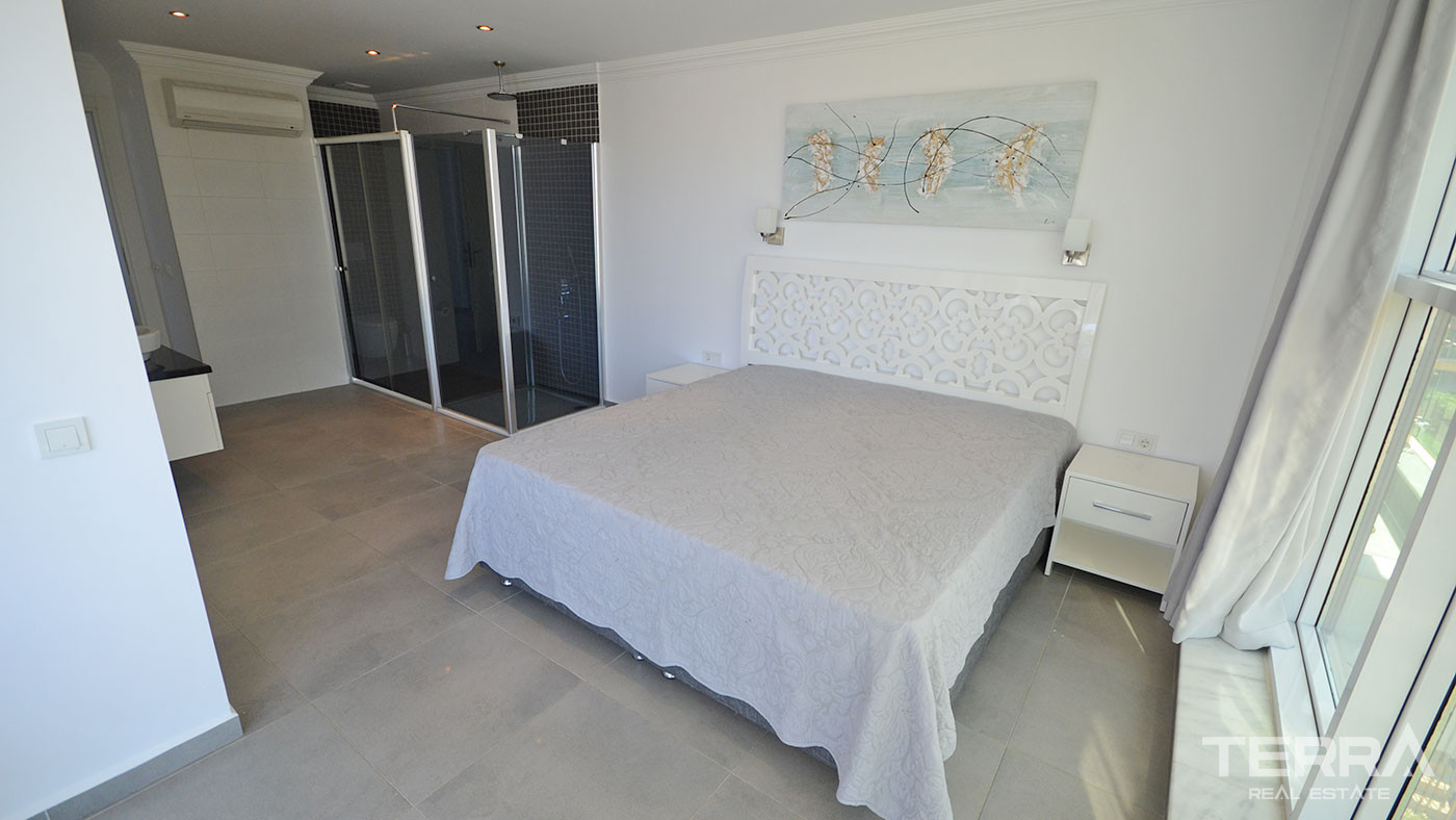 2+1 Aramis Terrace Apartment in Cikcilli, Alanya with Spacious Terrace - 80862