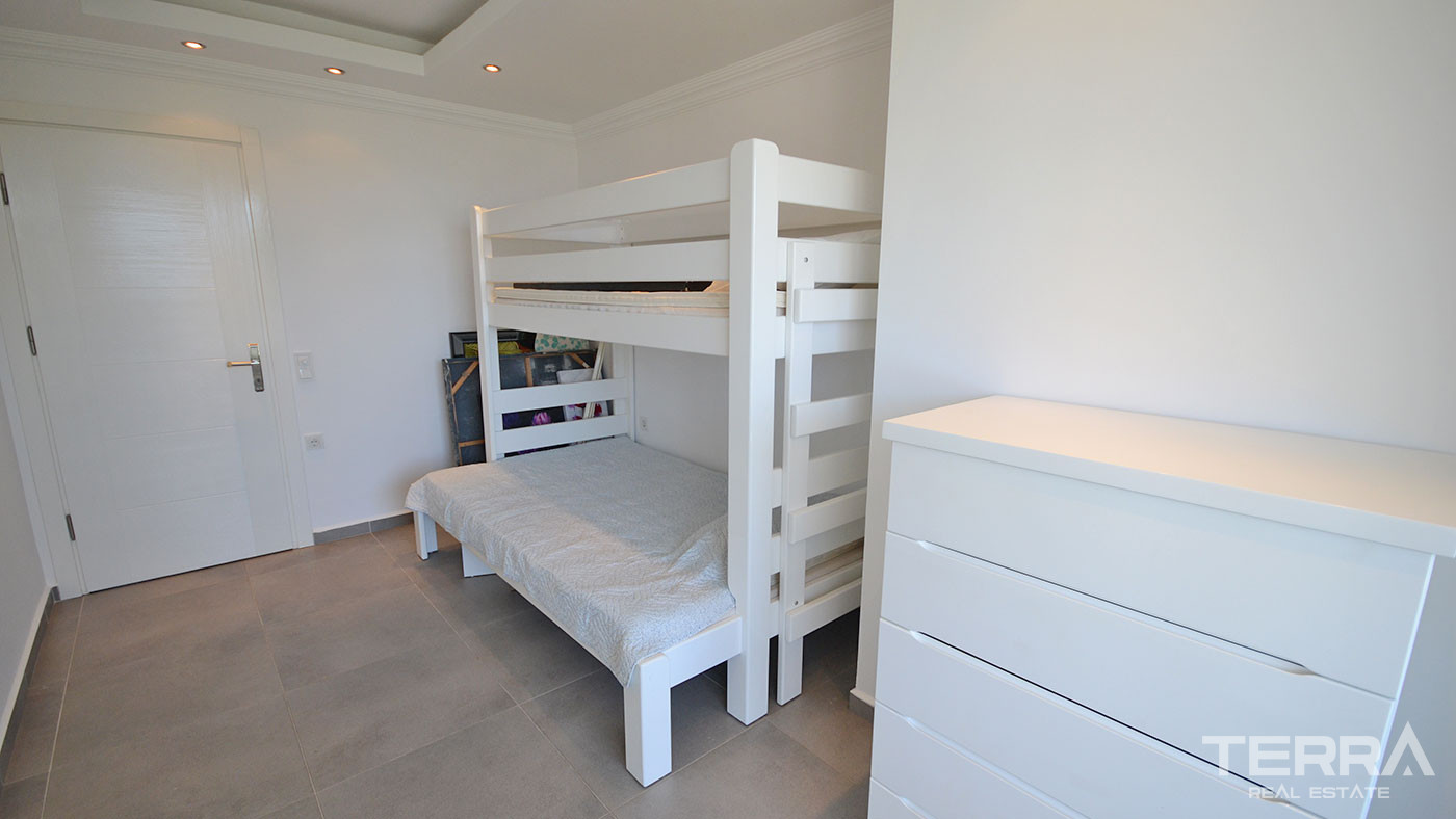 2+1 Aramis Terrace Apartment in Cikcilli, Alanya with Spacious Terrace - 80864
