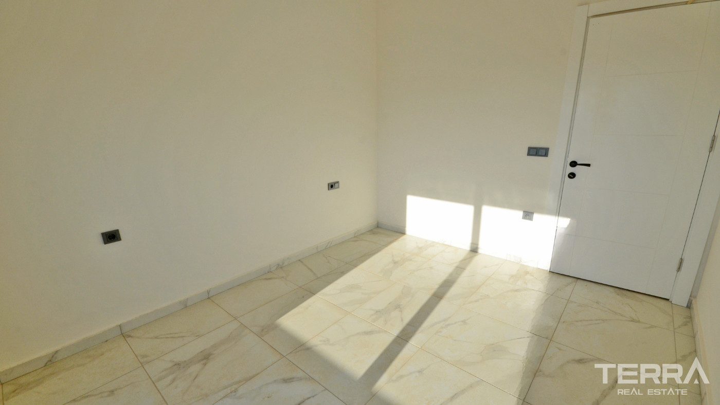 Resale Penthouse Apartment in a Promising Area of Avsallar, Alanya - 100947