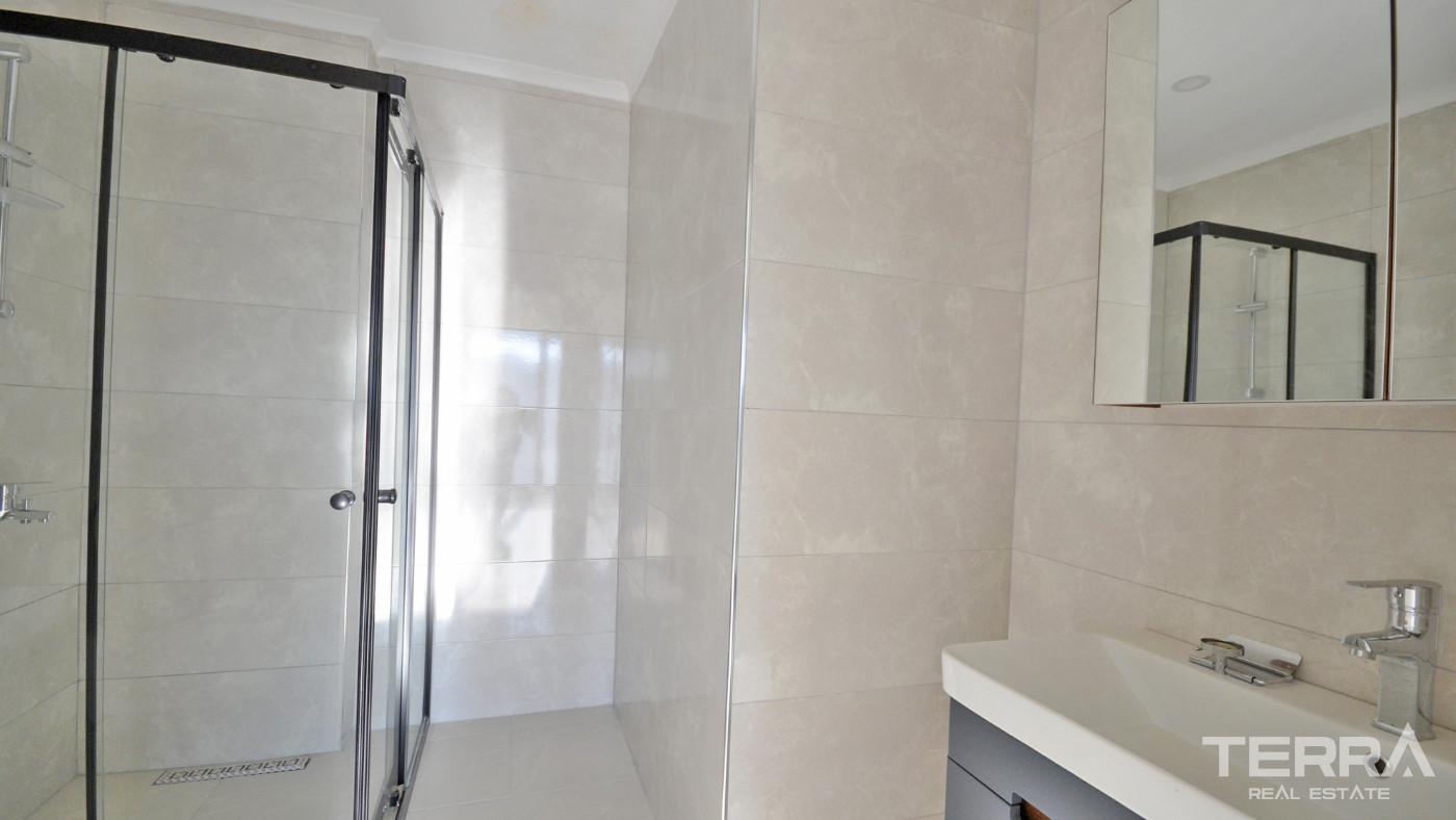 Resale Penthouse Apartment in a Promising Area of Avsallar, Alanya - 100949