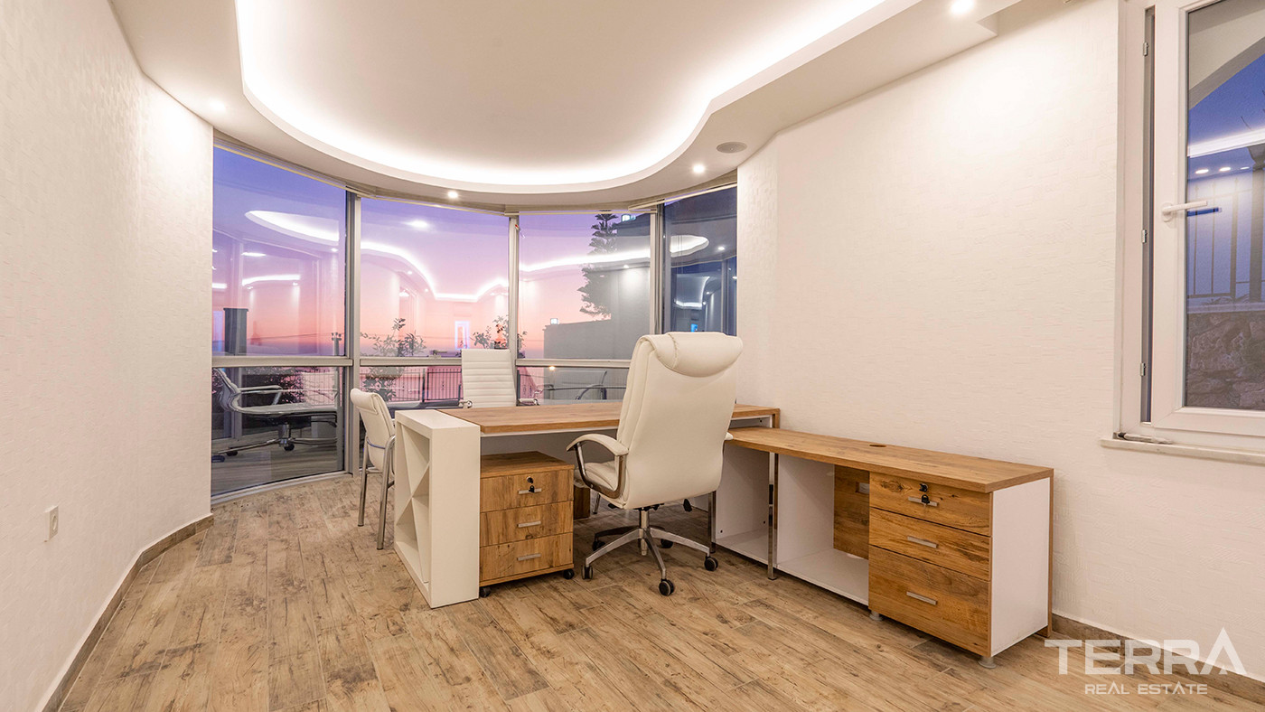4+2 Furnished Villa with Underfloor Heating and Sea Views in Alanya - 82449