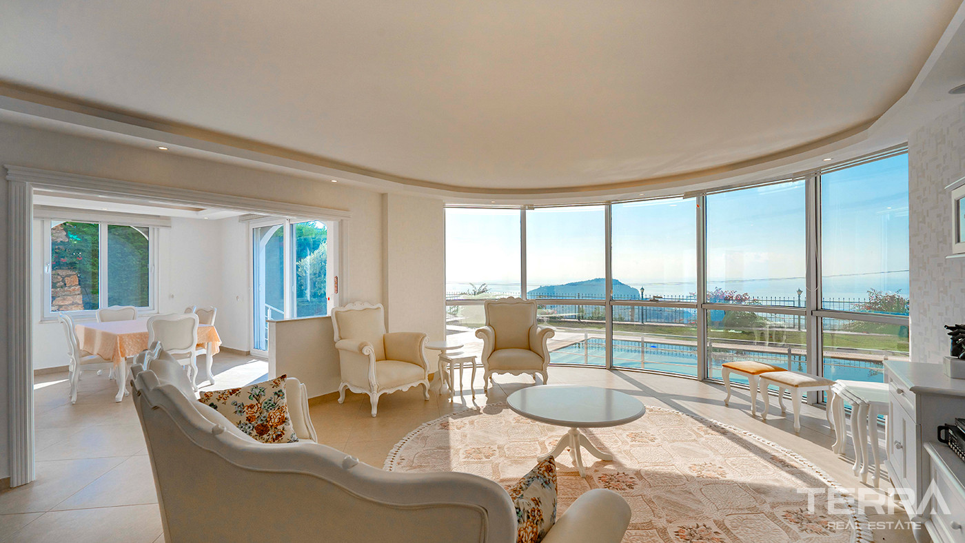 4+2 Furnished Villa with Underfloor Heating and Sea Views in Alanya - 82453