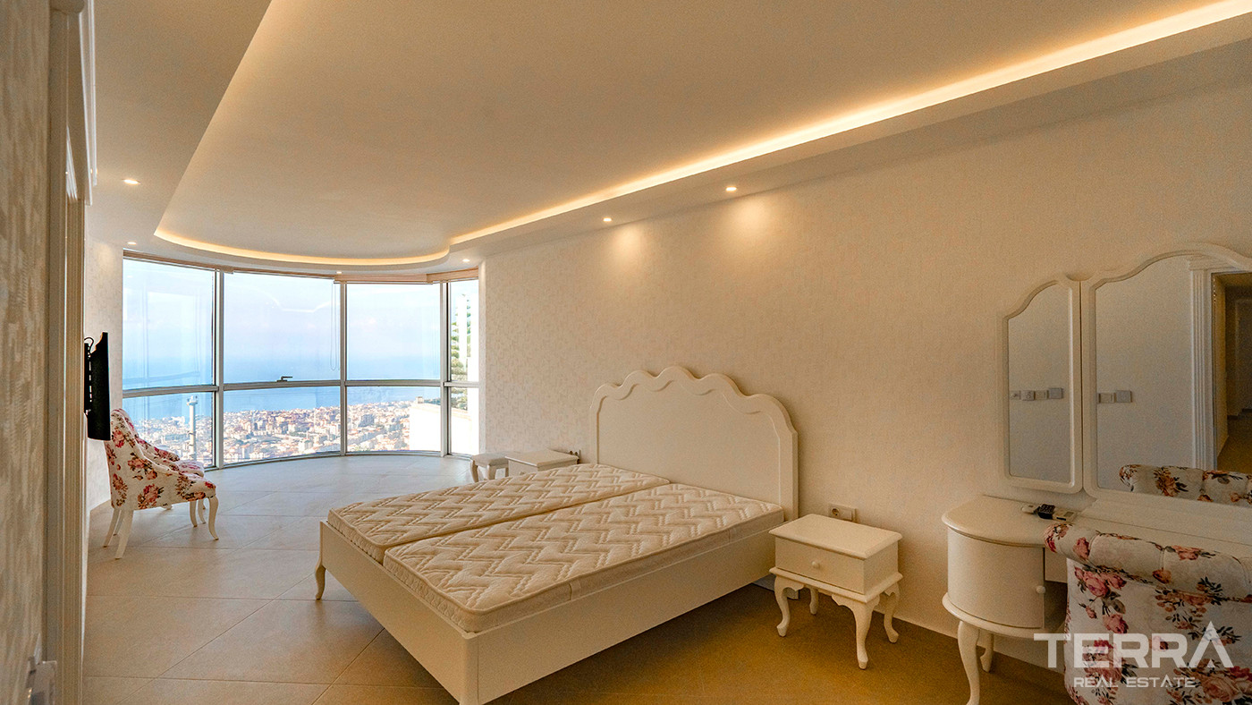 4+2 Furnished Villa with Underfloor Heating and Sea Views in Alanya - 82454