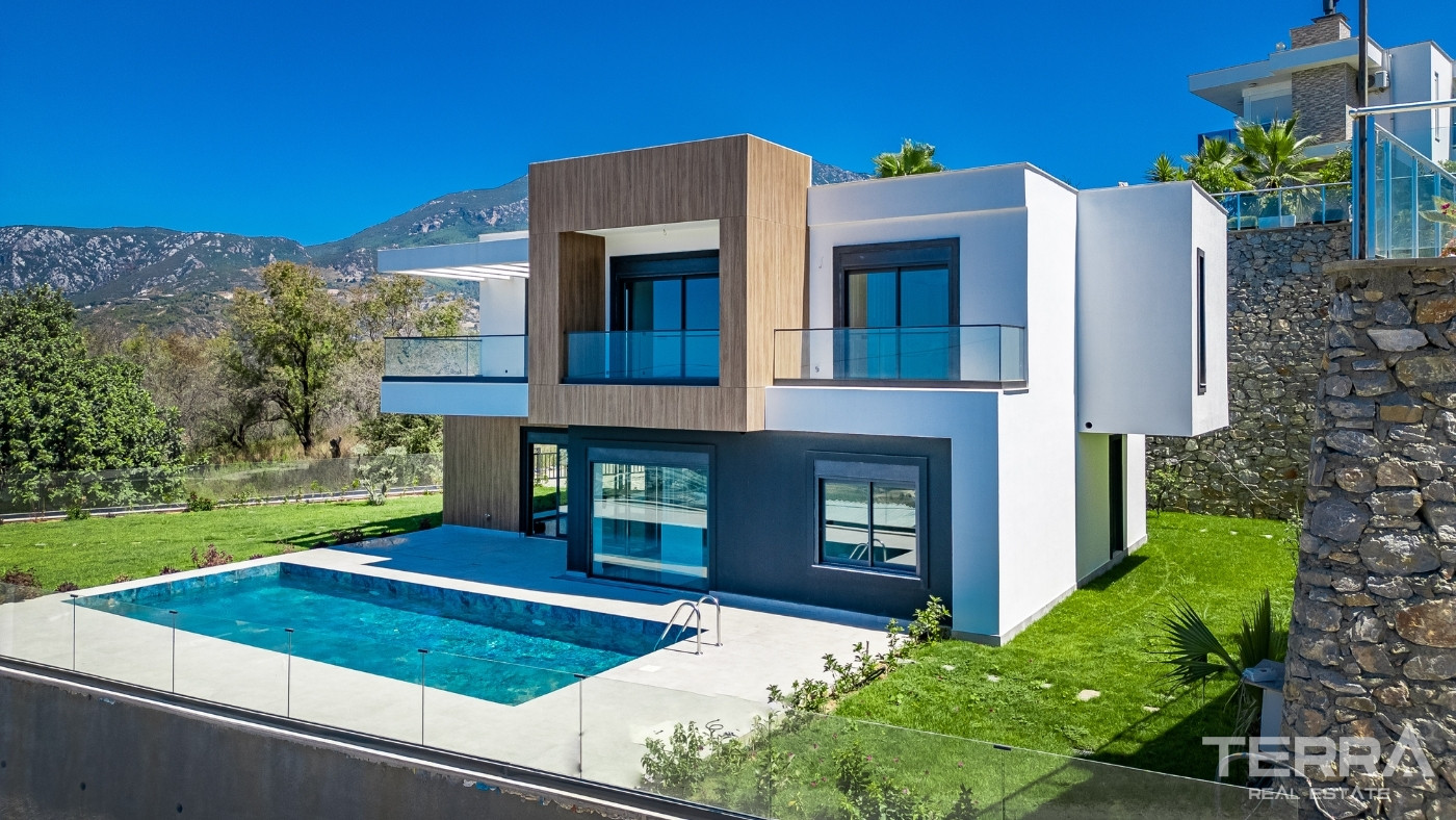 Exclusive 4+1 Detached Villa with Sea View in Kargıcak, Alanya - 100511
