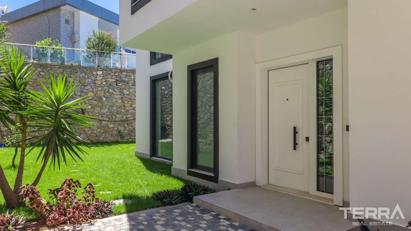 Exclusive 4+1 Detached Villa with Sea View in Kargıcak, Alanya - 100513