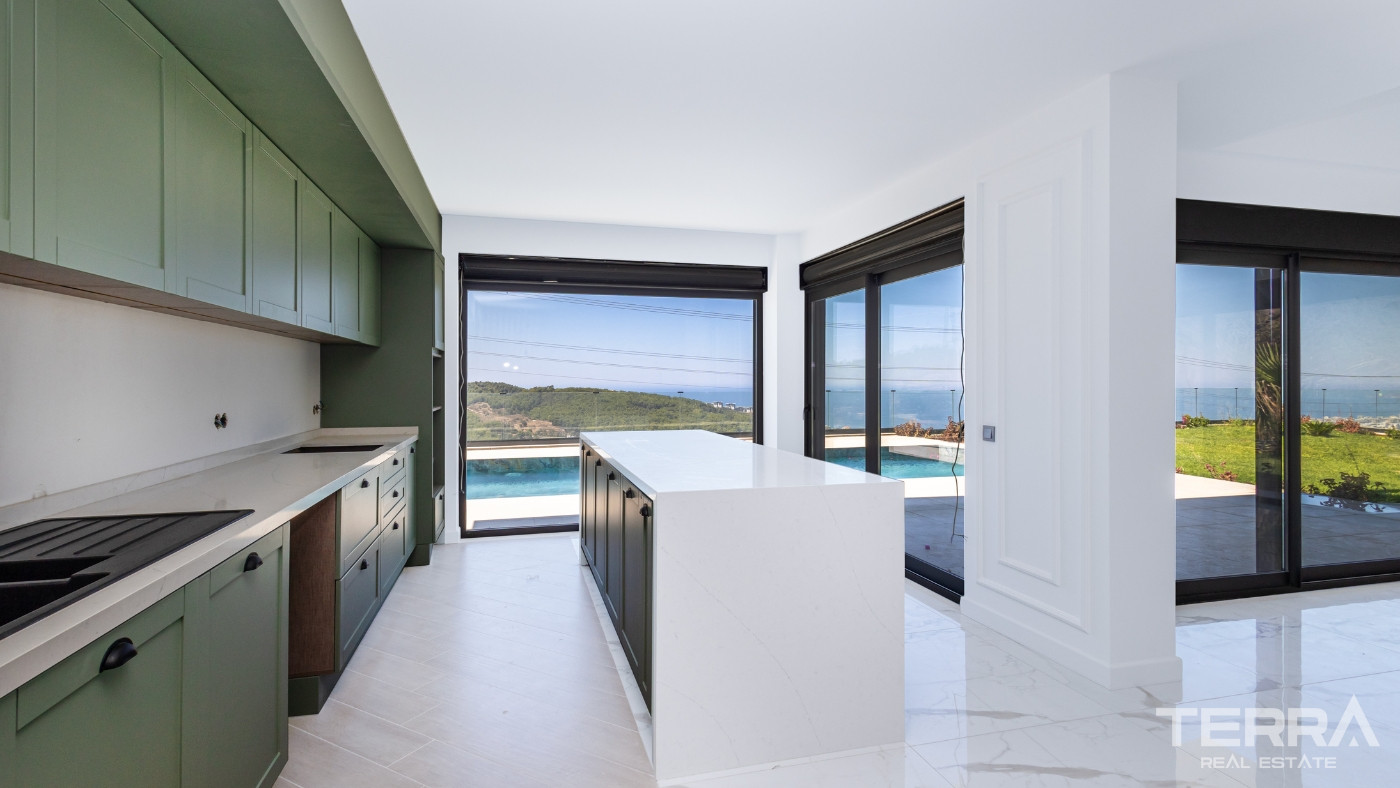 Exclusive 4+1 Detached Villa with Sea View in Kargıcak, Alanya - 100520