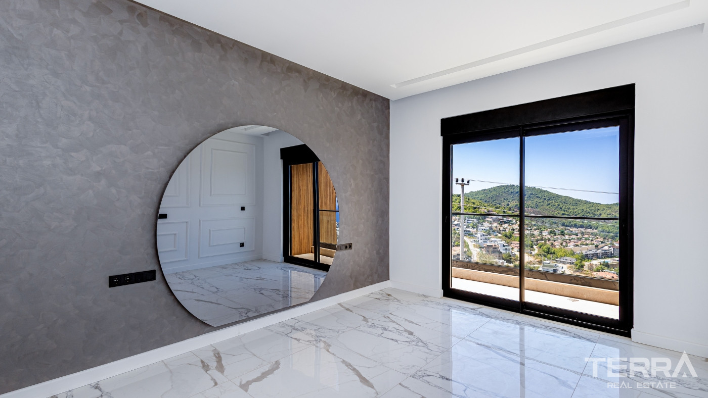 Exclusive 4+1 Detached Villa with Sea View in Kargıcak, Alanya - 100538