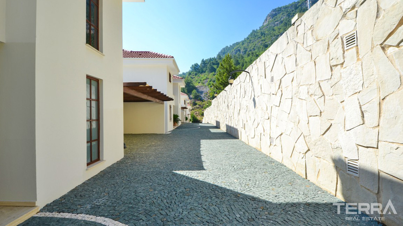 Furnished Sea View Villa in Alanya, Suitable For Citizenship - 82803