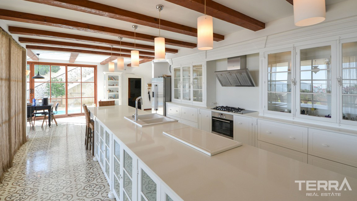 Furnished Sea View Villa in Alanya, Suitable For Citizenship - 82821