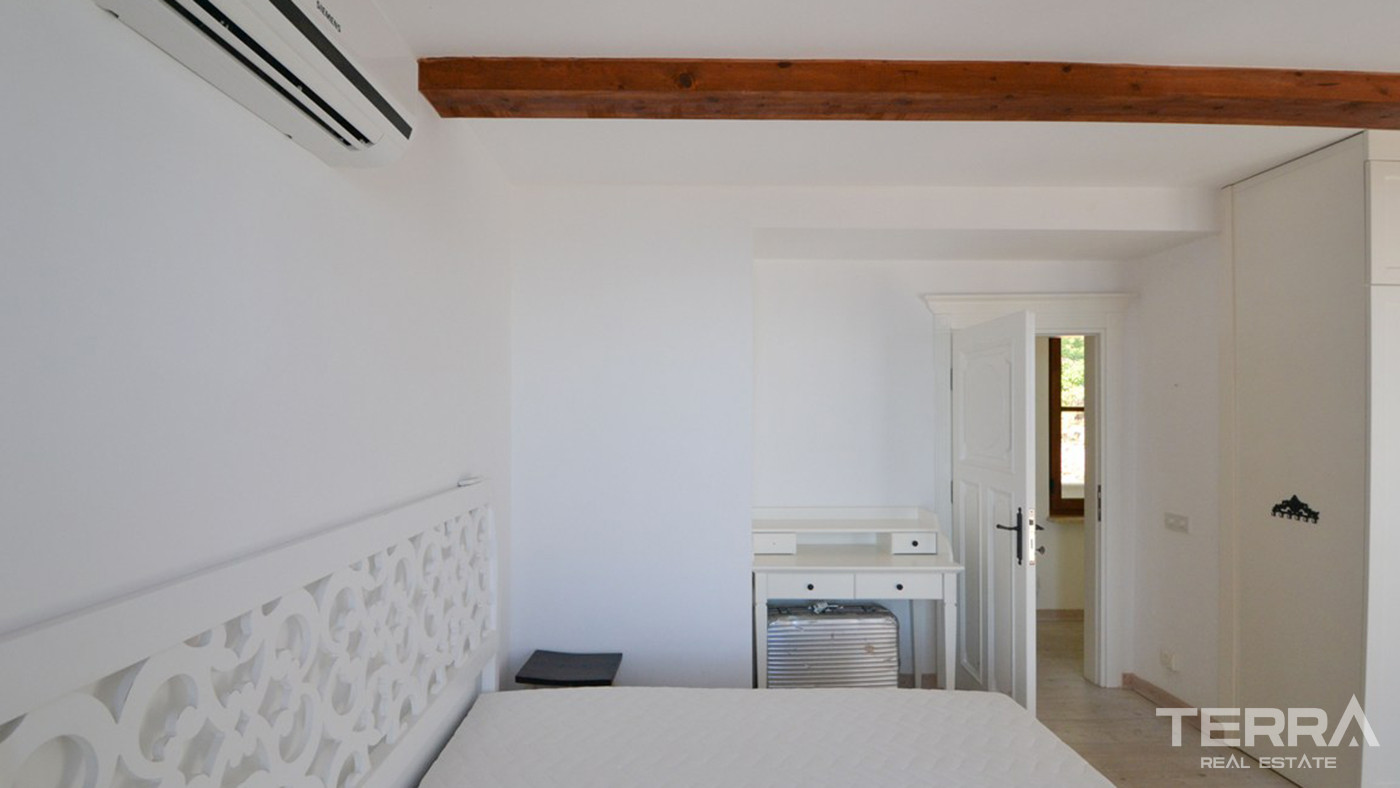 Furnished Sea View Villa in Alanya, Suitable For Citizenship - 82834