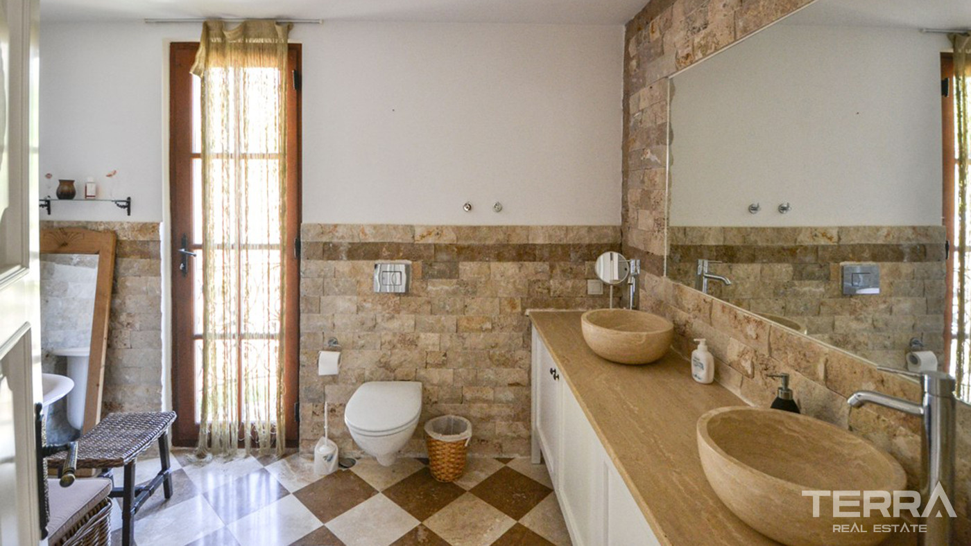 Furnished Sea View Villa in Alanya, Suitable For Citizenship - 82835