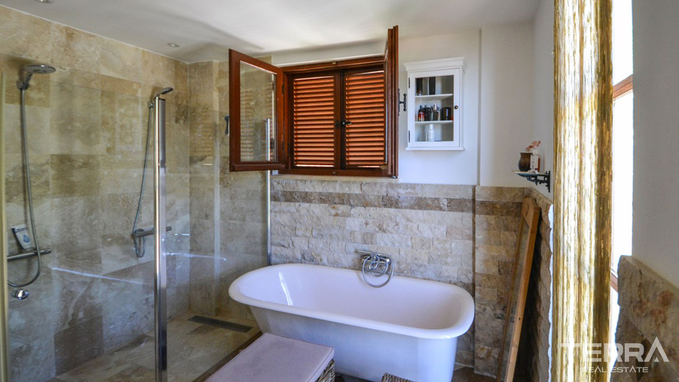 Furnished Sea View Villa in Alanya, Suitable For Citizenship - 82836