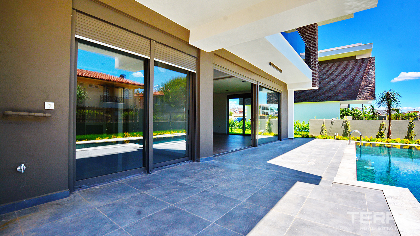 Luxury Living Awaits in Detached Villas in Döşemealtı, Antalya - 84237
