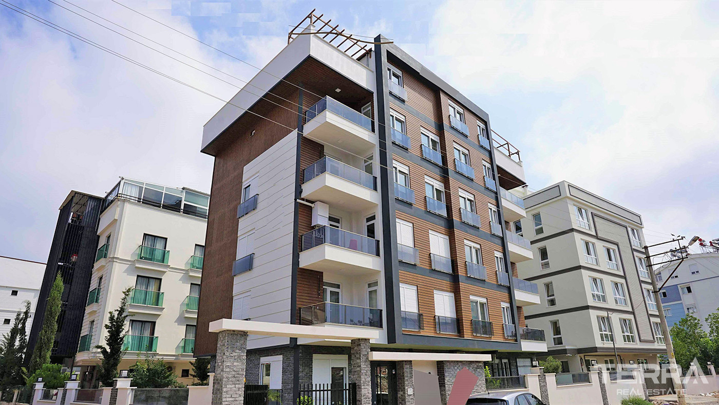 Key Ready Apartments with Luxury Touches in the Center of Antalya