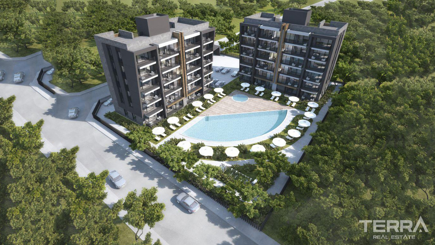 New and Modern Apartments with Swimming Pools in Altıntaş, Antalya