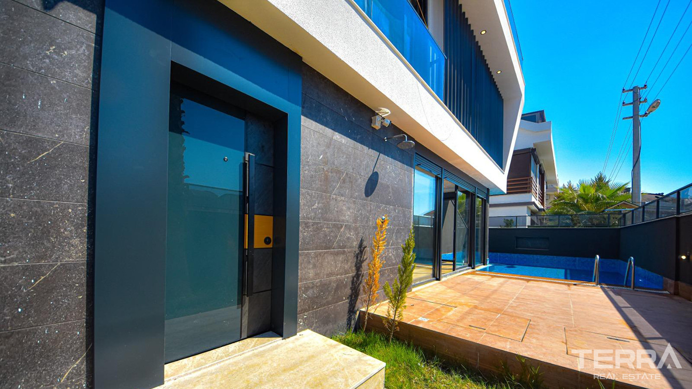 Luxurious Turnkey Triplex Villas in Antalya Kundu Near the Sea - 85627