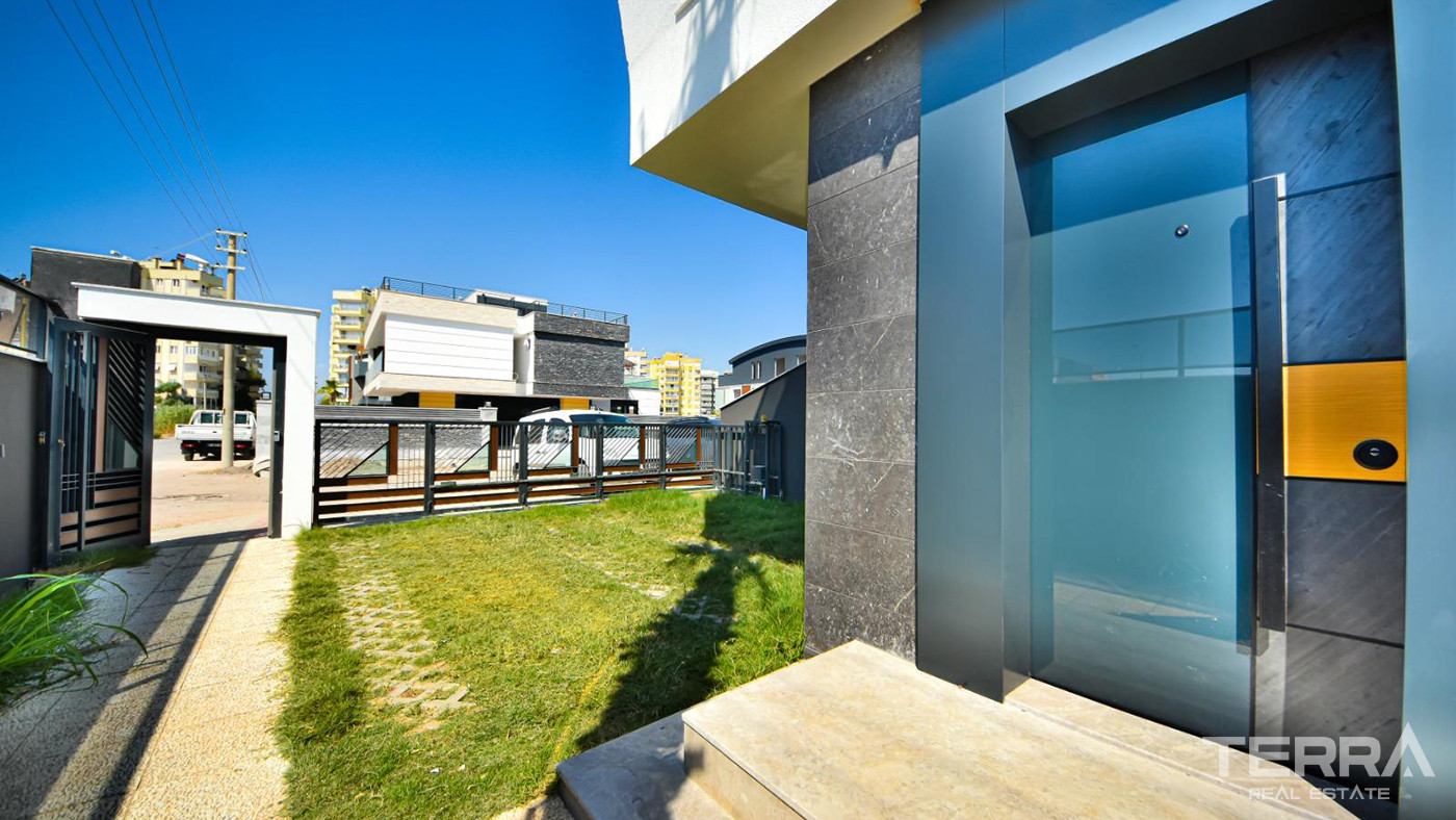 Luxurious Turnkey Triplex Villas in Antalya Kundu Near the Sea - 85631