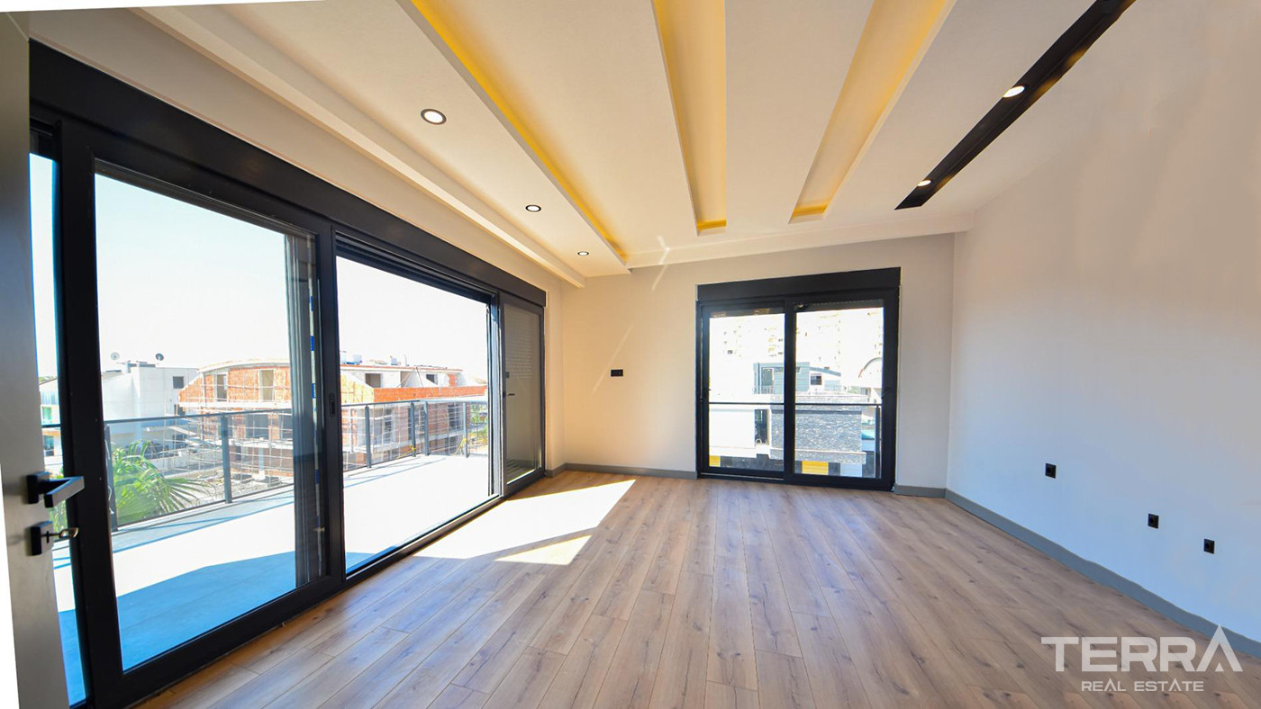 Luxurious Turnkey Triplex Villas in Antalya Kundu Near the Sea - 85640