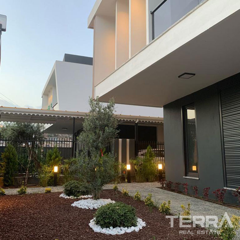 Sophisticated Detached Villa Suitable for Citizenship in Antalya, Lara - 85787