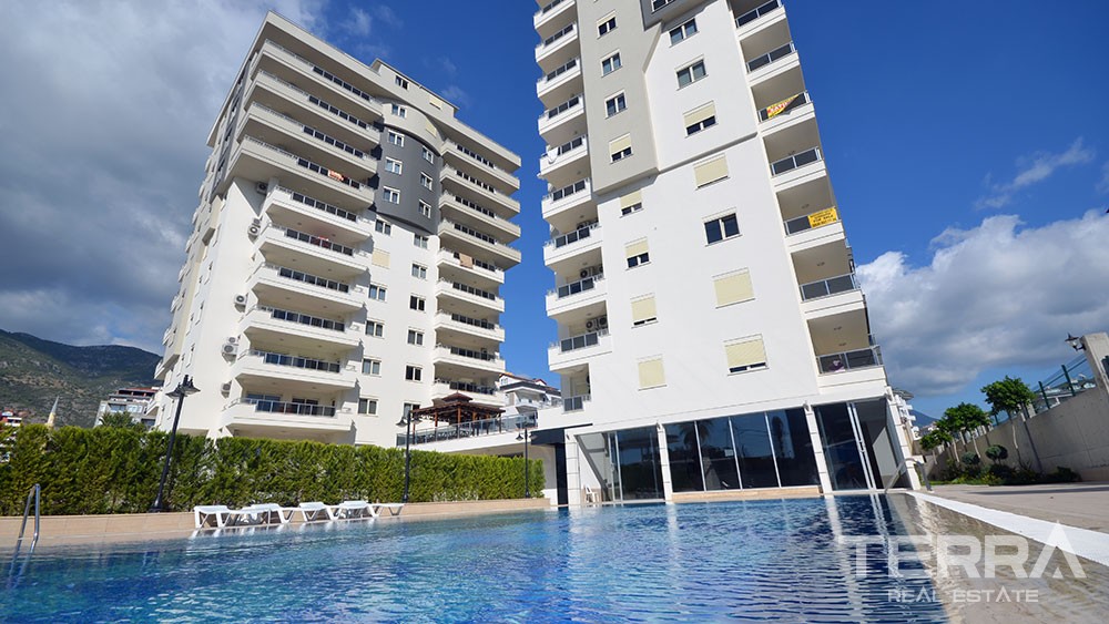 Luxurious Resale Apartment in Cikcilli, Alanya with Amazing Sea View