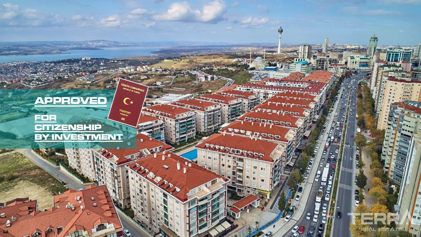 Family-Type Flats with Sea and Lake Views in Büyükçekmece