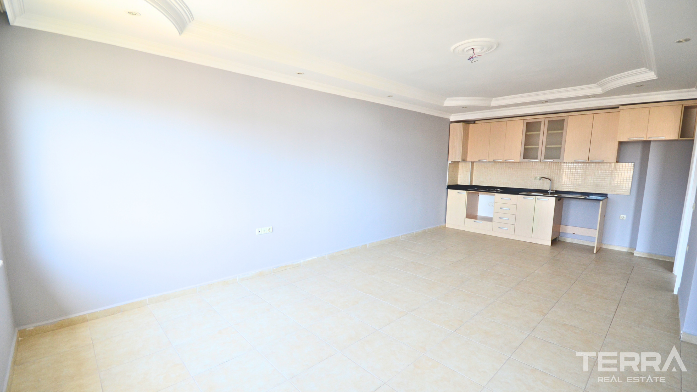 Chic Resale Three-Bedroom Duplex Flat in Lemon Garden, Cikcilli - 101775