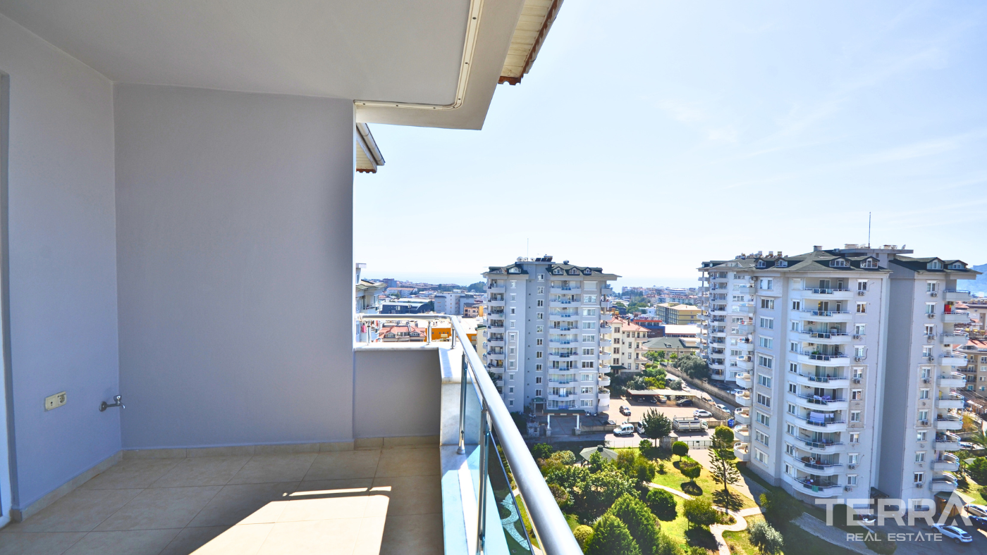 Chic Resale Three-Bedroom Duplex Flat in Lemon Garden, Cikcilli - 101791