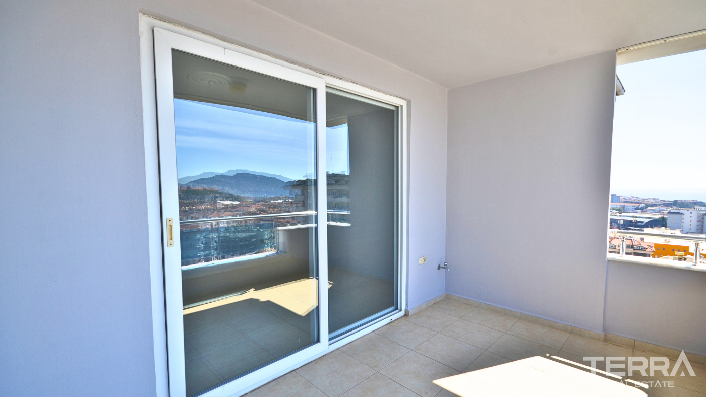 Chic Resale Three-Bedroom Duplex Flat in Lemon Garden, Cikcilli - 101796