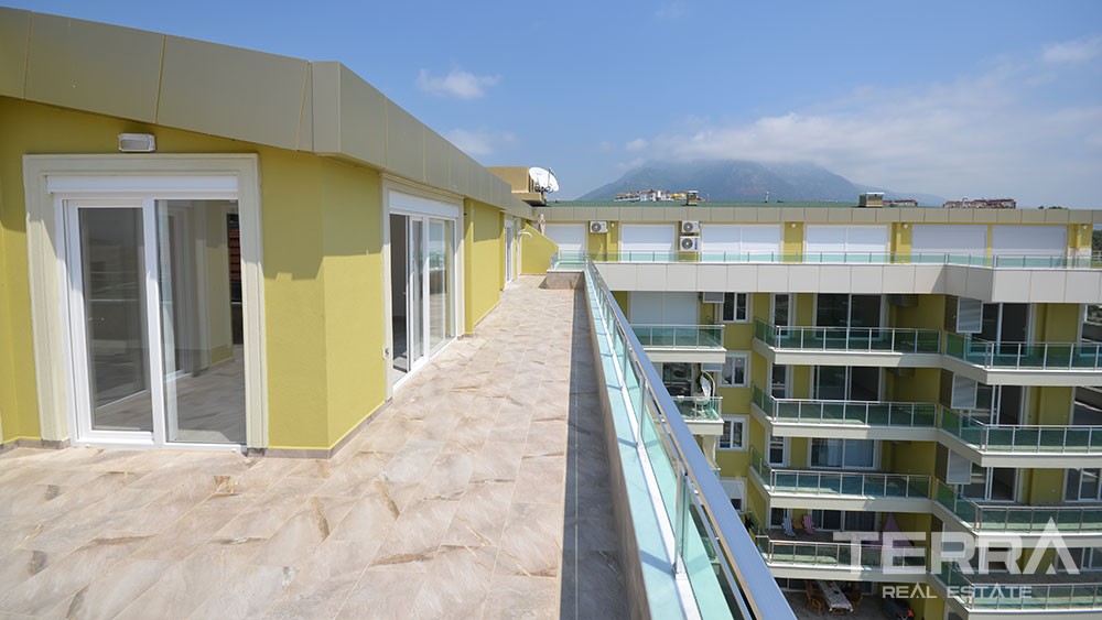 Sea view apartments on a hilltop in Kestel Alanya - 4429