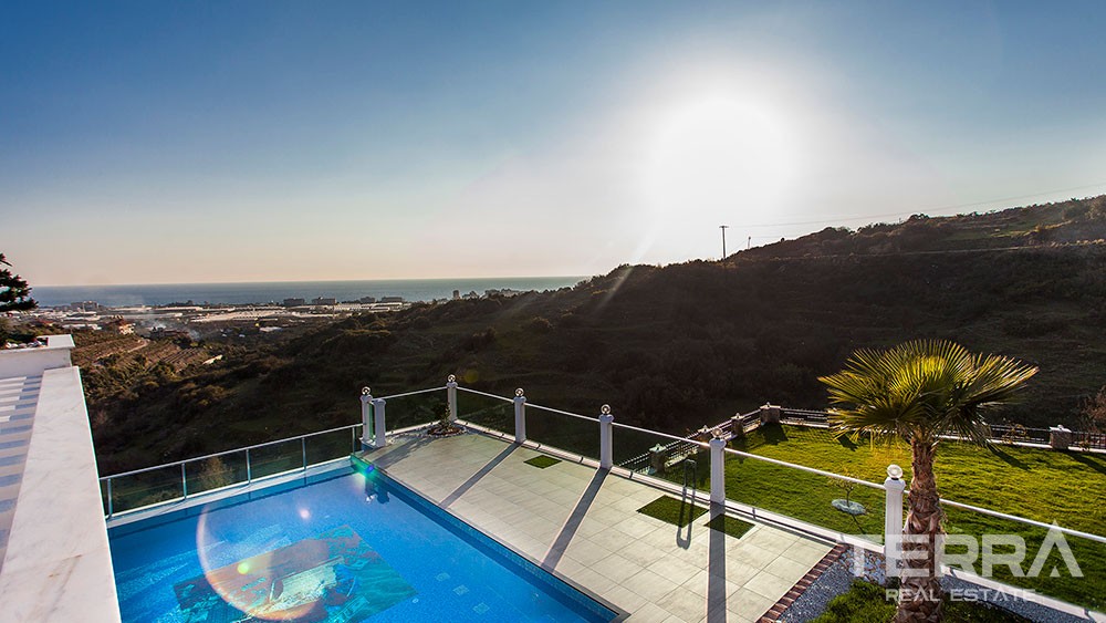 Exclusive villa for sale in Kargıcak, Alanya - 4460