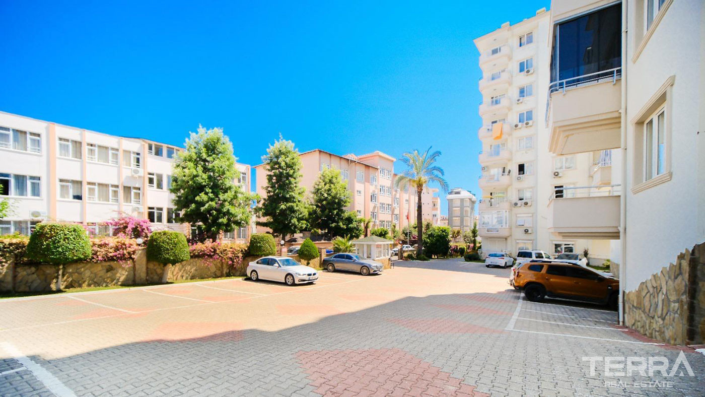 Apartament 2+1 z widokiem na morze i zamek w doskonałej lokalizacji w centrum Alanyi - 96435