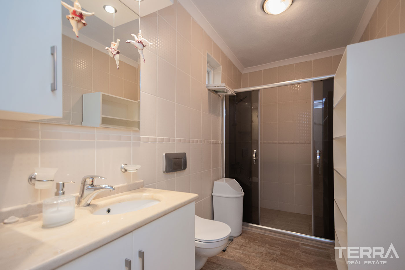 Sea View Alanya Villa for Sale in Tepe Villa Resort Near Town Center - 101162