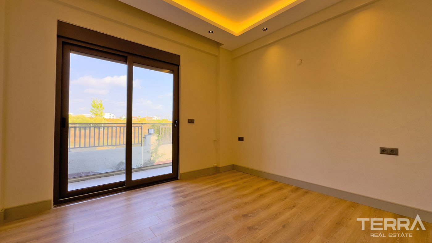 Stylish Key-Ready Apartments in a Complex with a Pool in Ilıca, Side - 101513