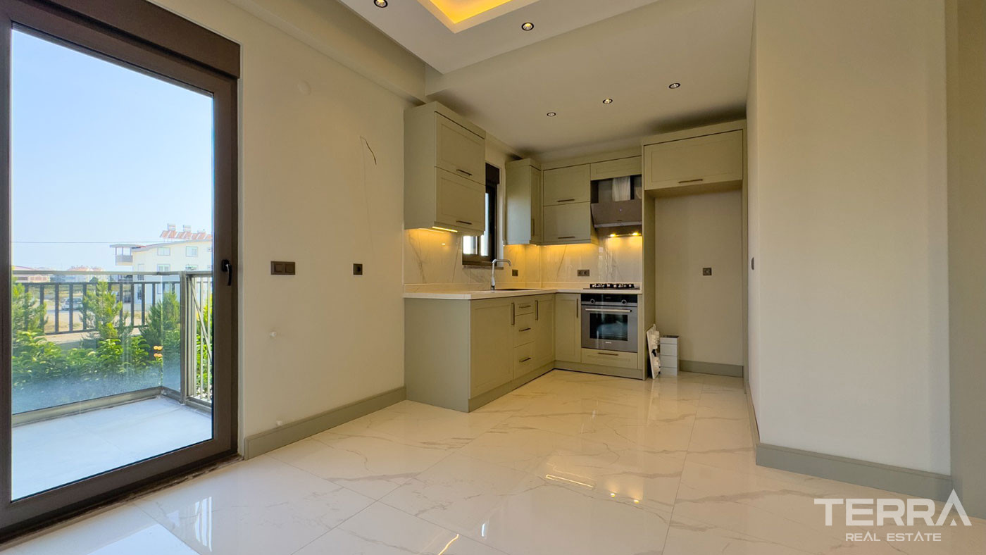 Stylish Key-Ready Apartments in a Complex with a Pool in Ilıca, Side - 101517
