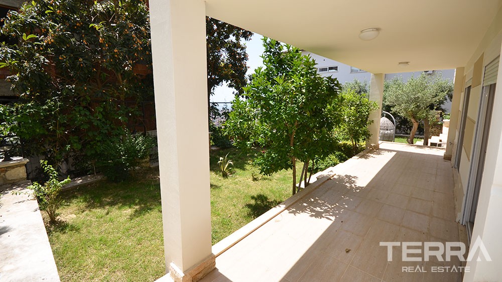 Exclusive penthouse for sale in Alanya Bektas - 4740