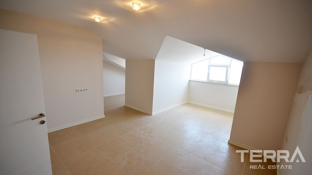 Exclusive penthouse for sale in Alanya Bektas - 4771