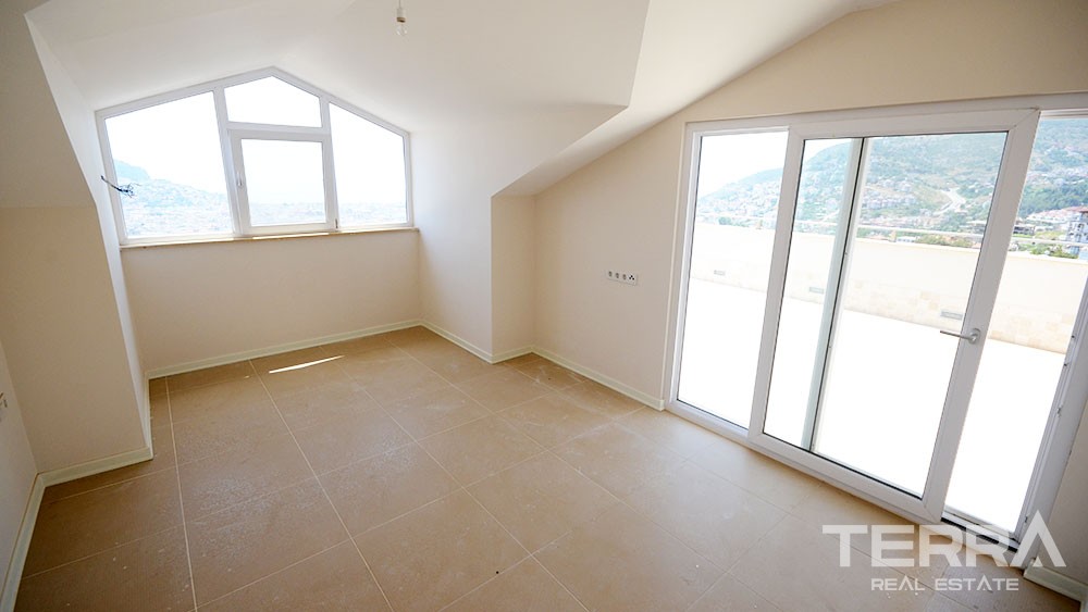 Exclusive penthouse for sale in Alanya Bektas - 4774
