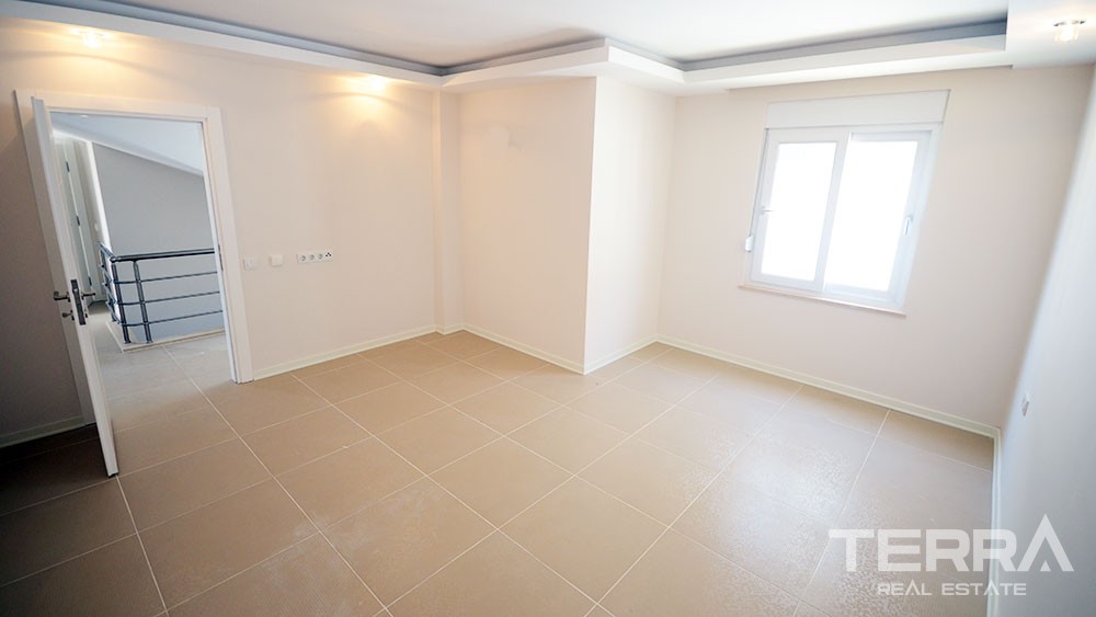 Exclusive penthouse for sale in Alanya Bektas - 4775