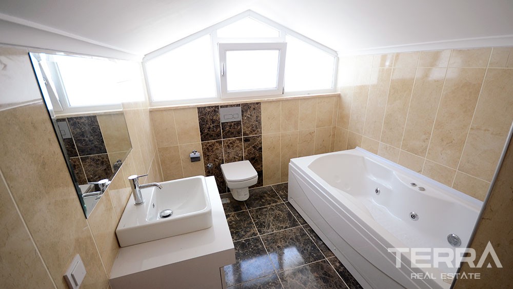 Exclusive penthouse for sale in Alanya Bektas - 4778