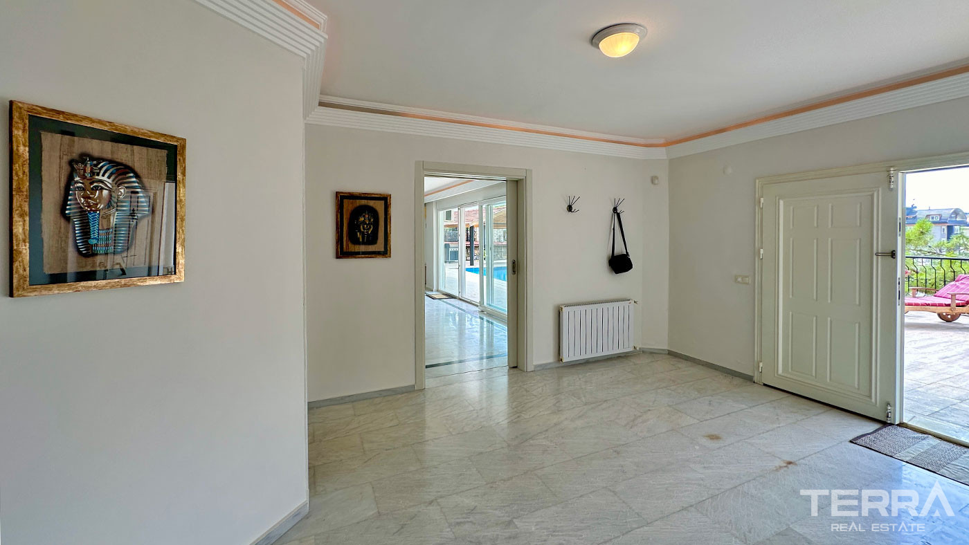 Sea View Villa with Exclusive Layout and a Private Pool in Alanya - 102197