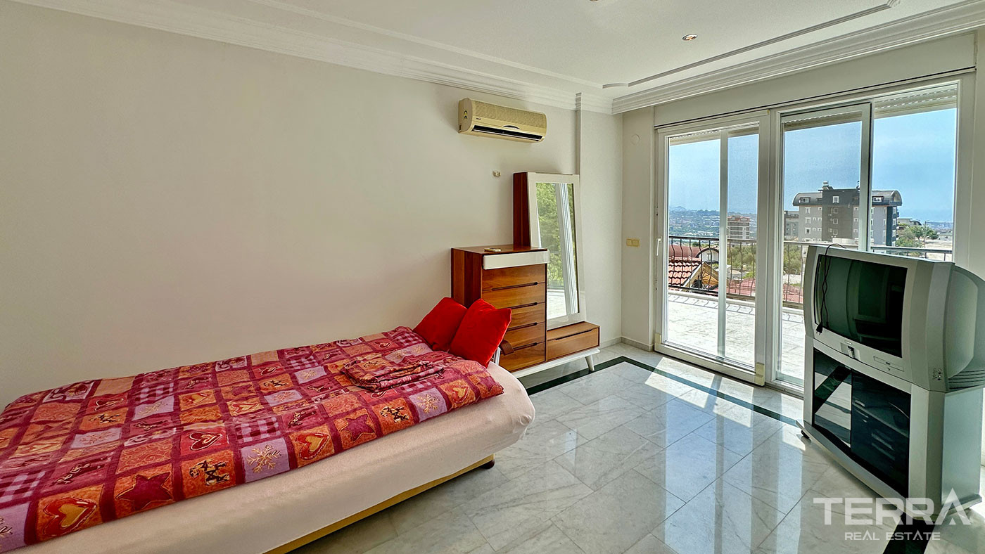 Sea View Villa with Exclusive Layout and a Private Pool in Alanya - 102207