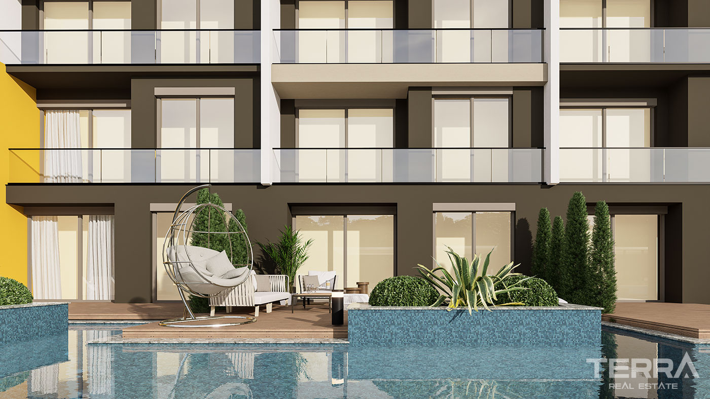 Elegant Apartments in a Luxury Complex with Swim-Up Pool in Altıntaş - 102825