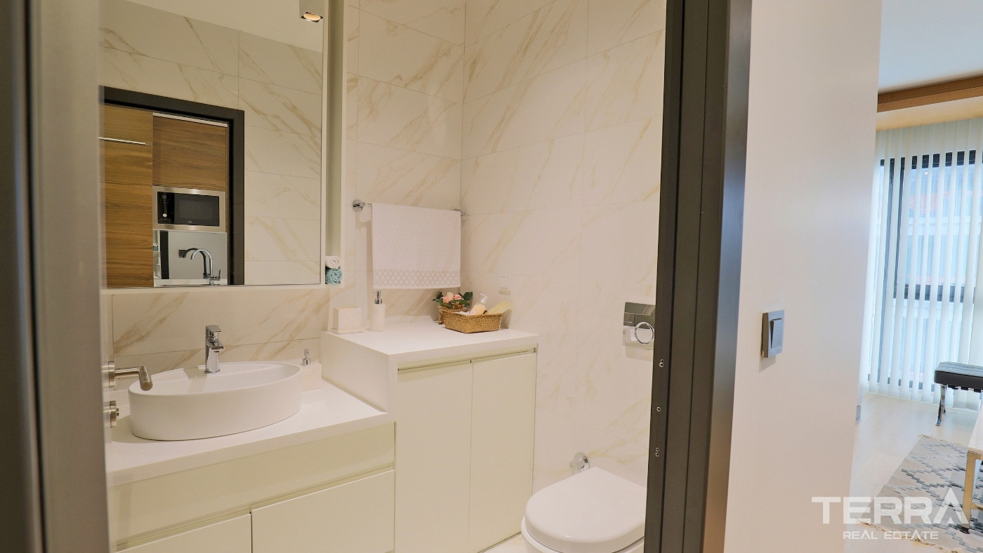 İstanbul Apartments for Sale Close to Universities and Shopping Malls - 103020